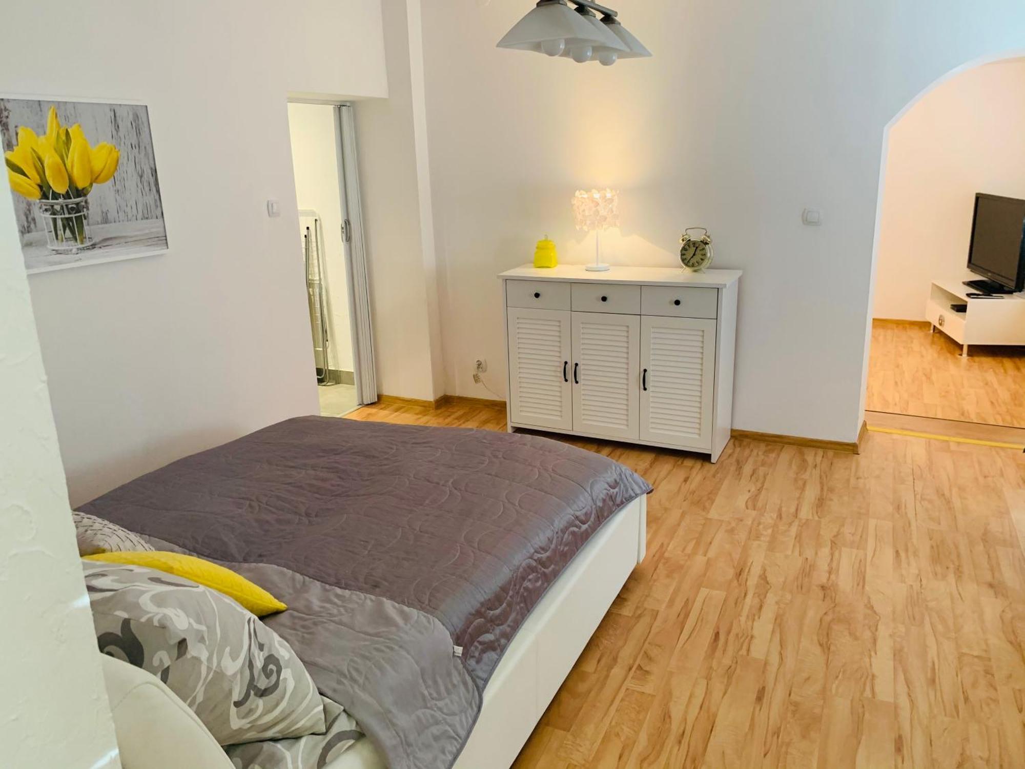 Apartament Rodzinny Z Ogrodem Cieszyn  Extérieur photo